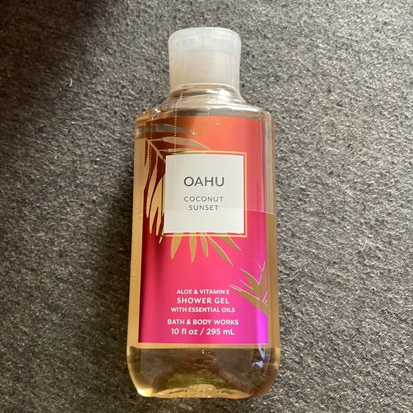 Bath & Body Works Other - Oahu Coconut Sunset Shower Gel BBW